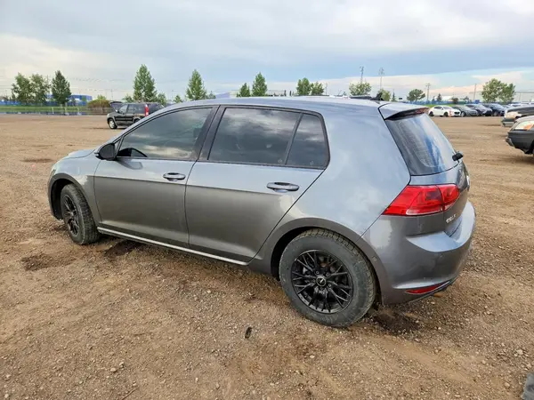 3VW217AU5HM064721 2017 VOLKSWAGEN GOLF - Image 2
