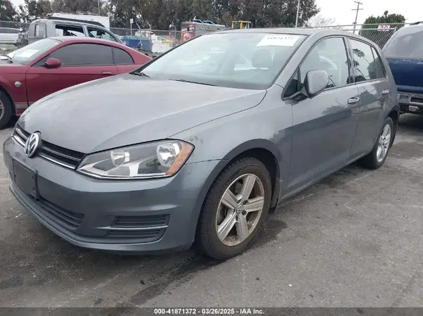 3VW217AU5HM074780 2017 VOLKSWAGEN GOLF - Image 2