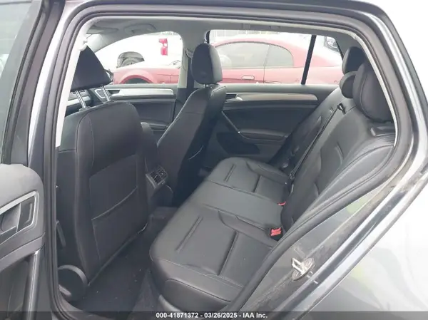 3VW217AU5HM074780 2017 VOLKSWAGEN GOLF - Image 8