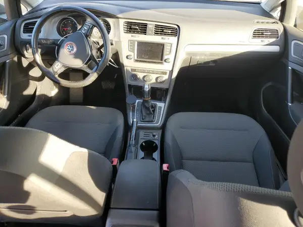 3VW217AU6GM023609 2016 VOLKSWAGEN GOLF - Image 8