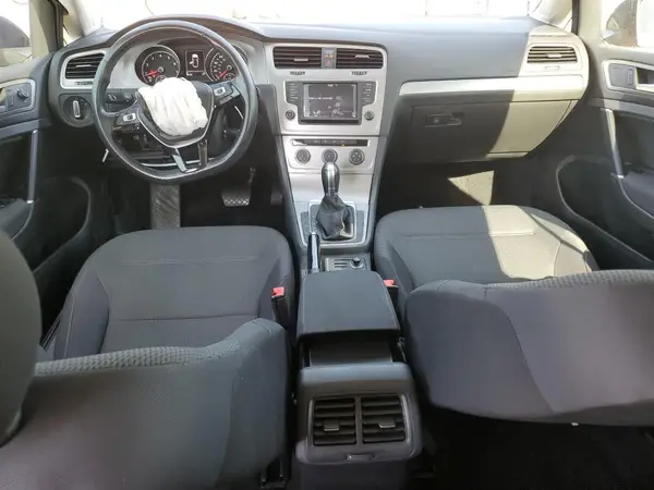 3VW217AU6GM023612 2016 VOLKSWAGEN GOLF - Image 8