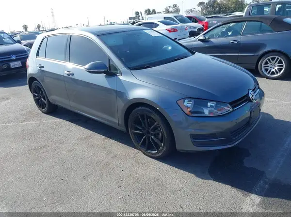 3VW217AU6GM033881 2016 VOLKSWAGEN GOLF - Image 1