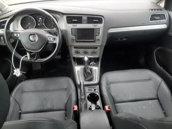 3VW217AU6GM041088 2016 VOLKSWAGEN GOLF - Image 8