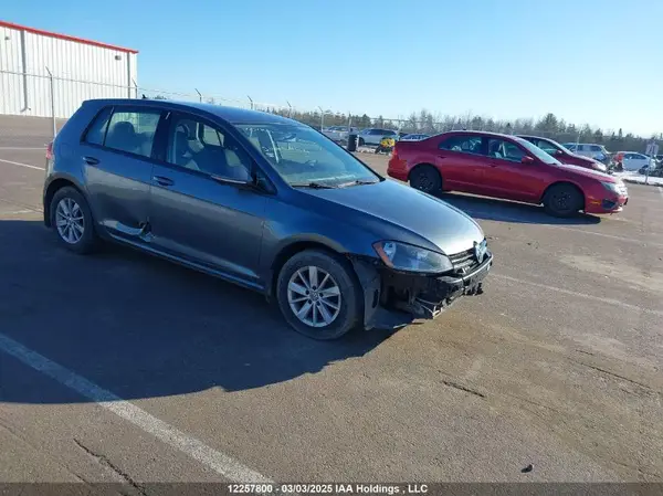 3VW217AU6HM000932 2017 VOLKSWAGEN GOLF - Image 1