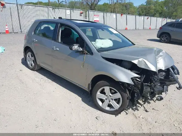 3VW217AU6HM003409 2017 VOLKSWAGEN GOLF - Image 1