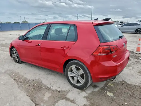 3VW217AU6HM033882 2017 VOLKSWAGEN GOLF - Image 2