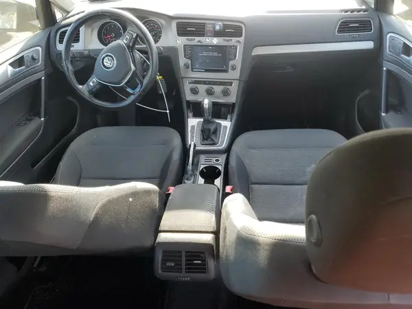 3VW217AU6HM070026 2017 VOLKSWAGEN GOLF - Image 8