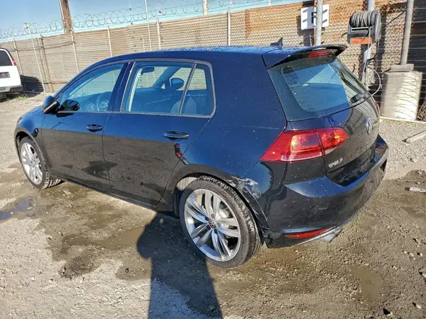 3VW217AU7GM001344 2016 VOLKSWAGEN GOLF - Image 2