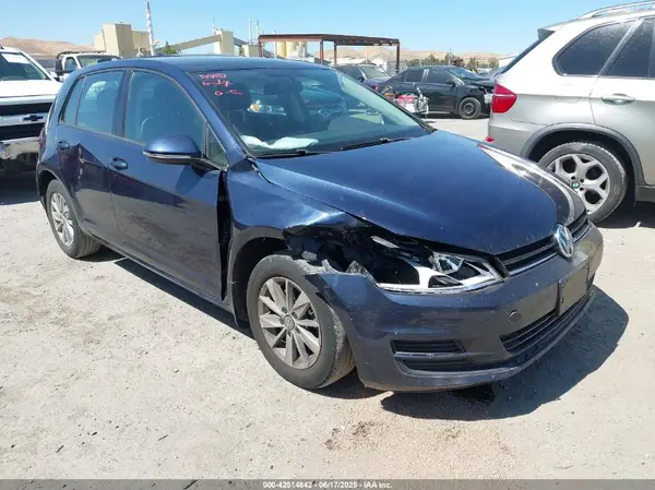 3VW217AU7GM032870 2016 VOLKSWAGEN GOLF - Image 1
