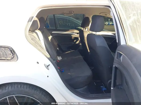3VW217AU7GM041245 2016 VOLKSWAGEN GOLF - Image 8