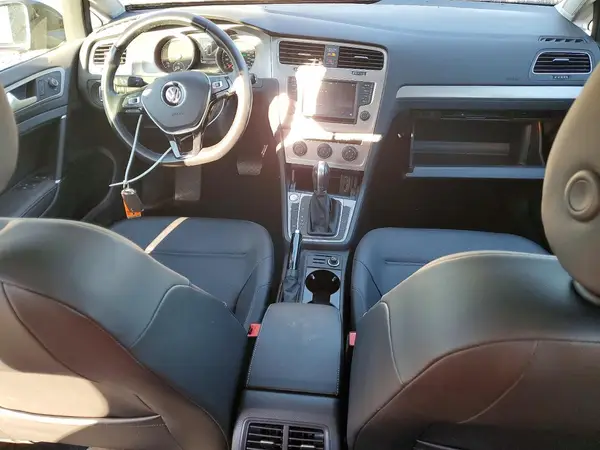 3VW217AU7HM018520 2017 VOLKSWAGEN GOLF - Image 8