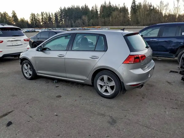 3VW217AU7HM028352 2017 VOLKSWAGEN GOLF - Image 2