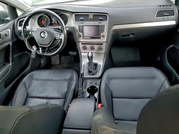 3VW217AU7HM028352 2017 VOLKSWAGEN GOLF - Image 8