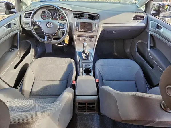 3VW217AU7HM064848 2017 VOLKSWAGEN GOLF - Image 8