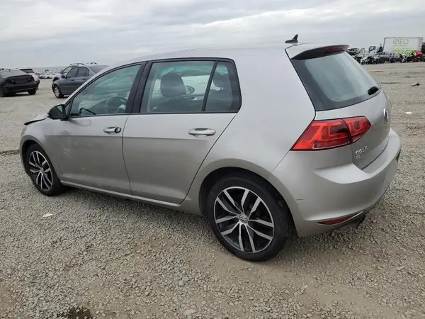 3VW217AU7HM072044 2017 VOLKSWAGEN GOLF - Image 2