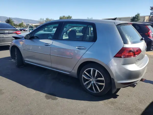 3VW217AU8GM016502 2016 VOLKSWAGEN GOLF - Image 2