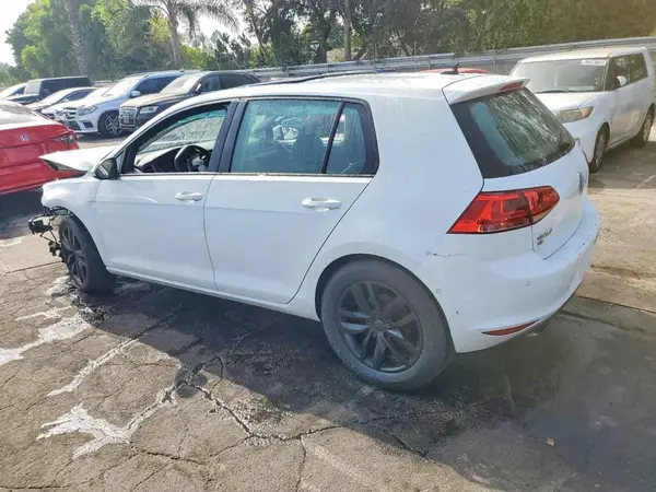 3VW217AU8GM020145 2016 VOLKSWAGEN GOLF - Image 2