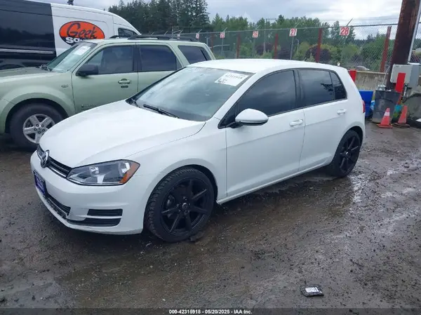 3VW217AU8GM030917 2016 VOLKSWAGEN GOLF - Image 2