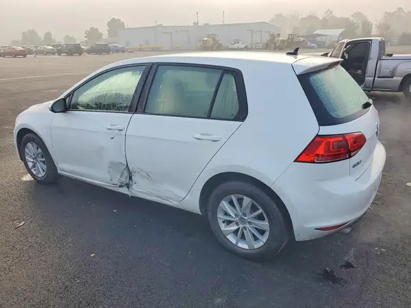 3VW217AU8GM032649 2016 VOLKSWAGEN GOLF - Image 2