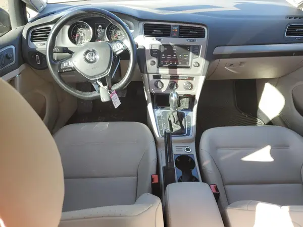 3VW217AU8GM037172 2016 VOLKSWAGEN GOLF - Image 8