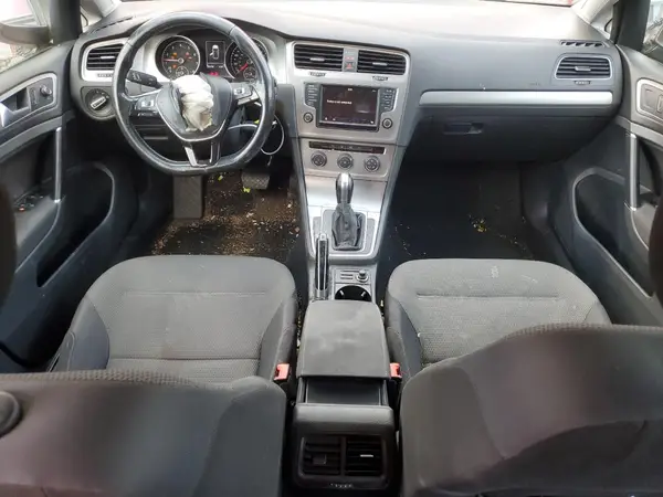 3VW217AU8HM023922 2017 VOLKSWAGEN GOLF - Image 8