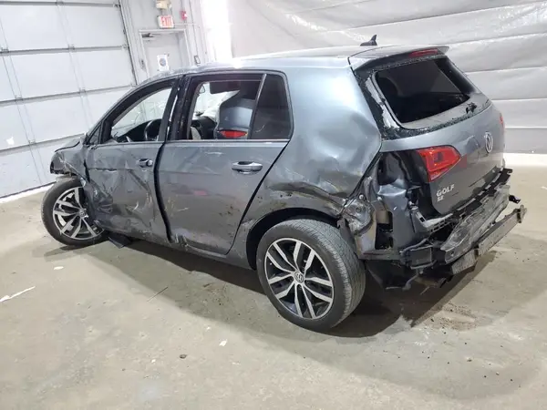 3VW217AU8HM036346 2017 VOLKSWAGEN GOLF - Image 2