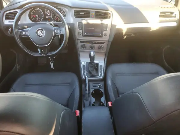 3VW217AU8HM037366 2017 VOLKSWAGEN GOLF - Image 8