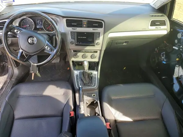 3VW217AU8HM053289 2017 VOLKSWAGEN GOLF - Image 8