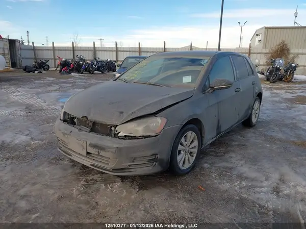 3VW217AU9GM005525 2016 VOLKSWAGEN GOLF - Image 2