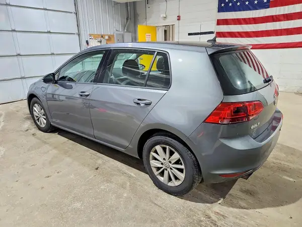 3VW217AU9GM015696 2016 VOLKSWAGEN GOLF - Image 2