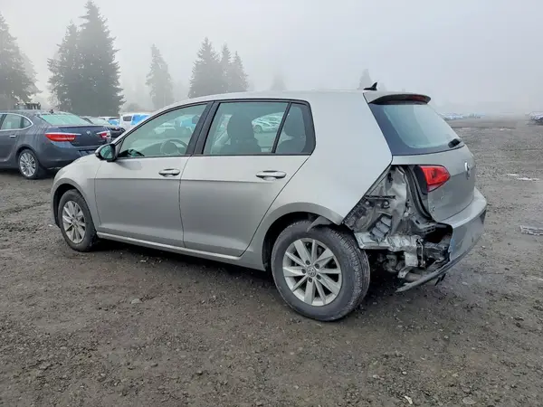 3VW217AU9GM016122 2016 VOLKSWAGEN GOLF - Image 2