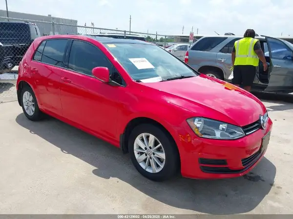 3VW217AU9GM016962 2016 VOLKSWAGEN GOLF - Image 1