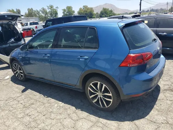 3VW217AU9GM037701 2016 VOLKSWAGEN GOLF - Image 2