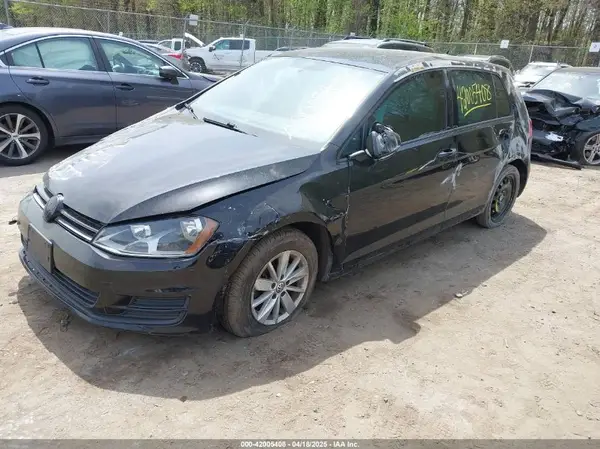 3VW217AU9GM057382 2016 VOLKSWAGEN GOLF - Image 2