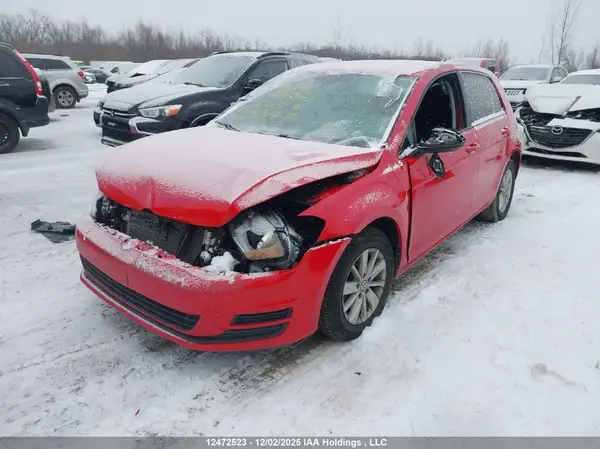 3VW217AU9GM069256 2016 VOLKSWAGEN GOLF - Image 2
