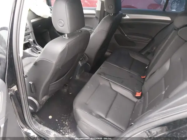 3VW217AU9HM009883 2017 VOLKSWAGEN GOLF - Image 8