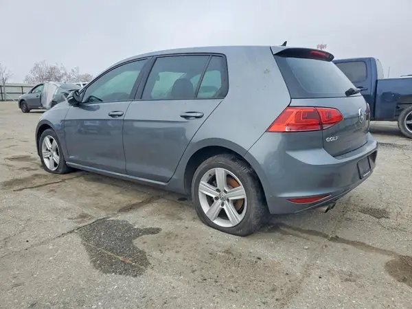 3VW217AU9HM014694 2017 VOLKSWAGEN GOLF - Image 2