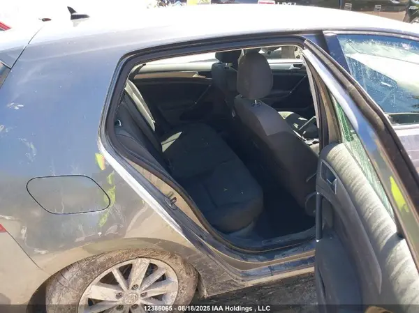 3VW217AU9HM015487 2017 VOLKSWAGEN GOLF - Image 8