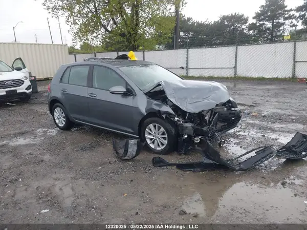 3VW217AU9HM017921 2017 VOLKSWAGEN GOLF - Image 1