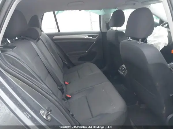 3VW217AU9HM017921 2017 VOLKSWAGEN GOLF - Image 8