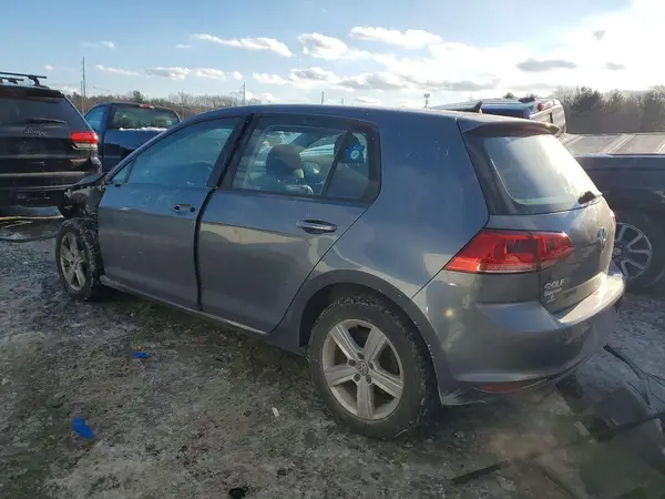 3VW217AU9HM018583 2017 VOLKSWAGEN GOLF - Image 2