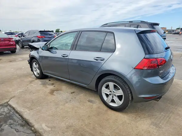 3VW217AU9HM018647 2017 VOLKSWAGEN GOLF - Image 2