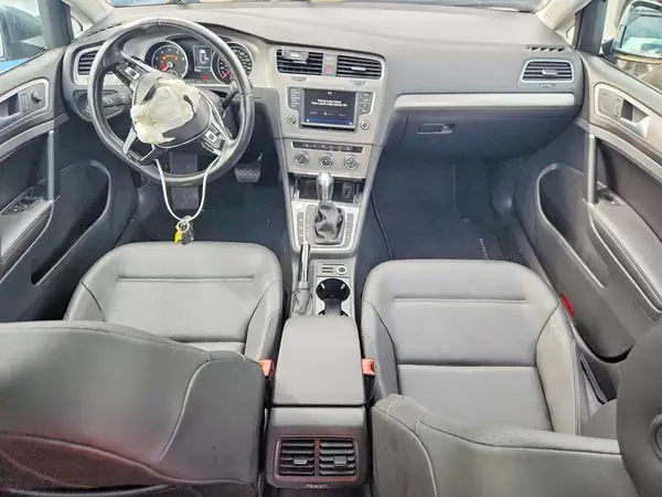 3VW217AU9HM018647 2017 VOLKSWAGEN GOLF - Image 8