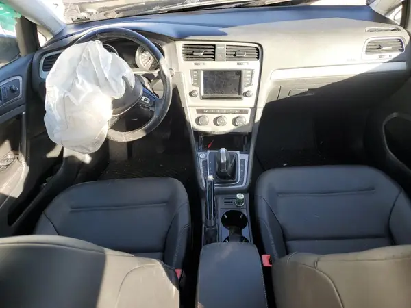 3VW217AU9HM024478 2017 VOLKSWAGEN GOLF - Image 8