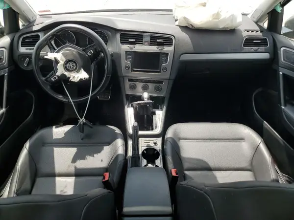 3VW217AU9HM035674 2017 VOLKSWAGEN GOLF - Image 8
