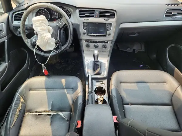 3VW217AU9HM075351 2017 VOLKSWAGEN GOLF - Image 8
