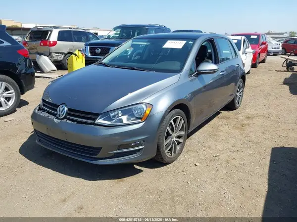 3VW217AUXGM001662 2016 VOLKSWAGEN GOLF - Image 2