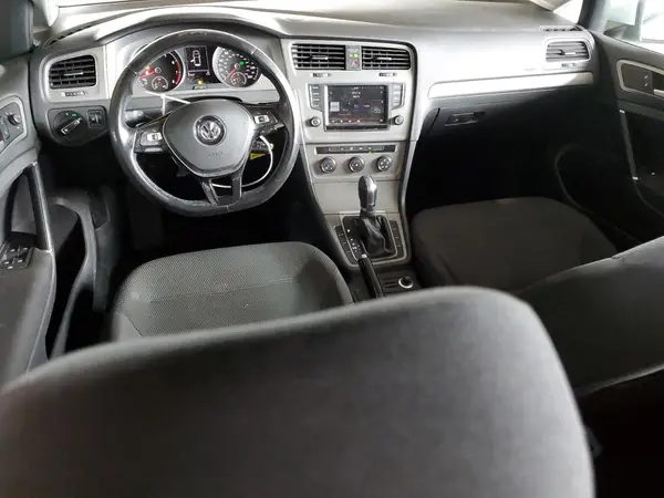 3VW217AUXGM010457 2016 VOLKSWAGEN GOLF - Image 8