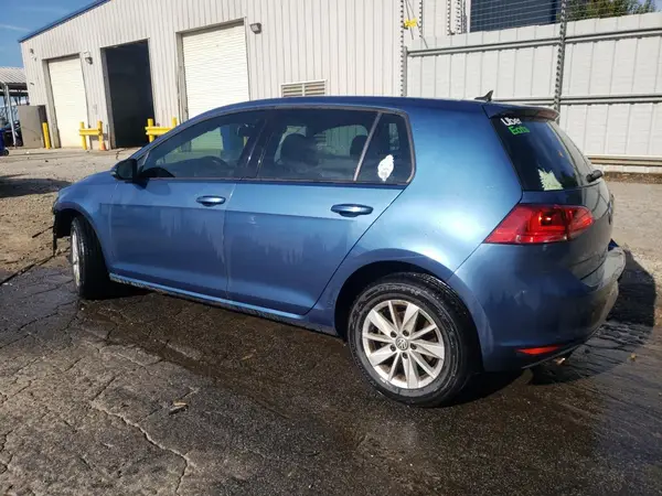 3VW217AUXGM016579 2016 VOLKSWAGEN GOLF - Image 2