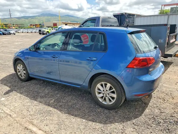 3VW217AUXGM020857 2016 VOLKSWAGEN GOLF - Image 2